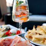 aperitivo drink cibo